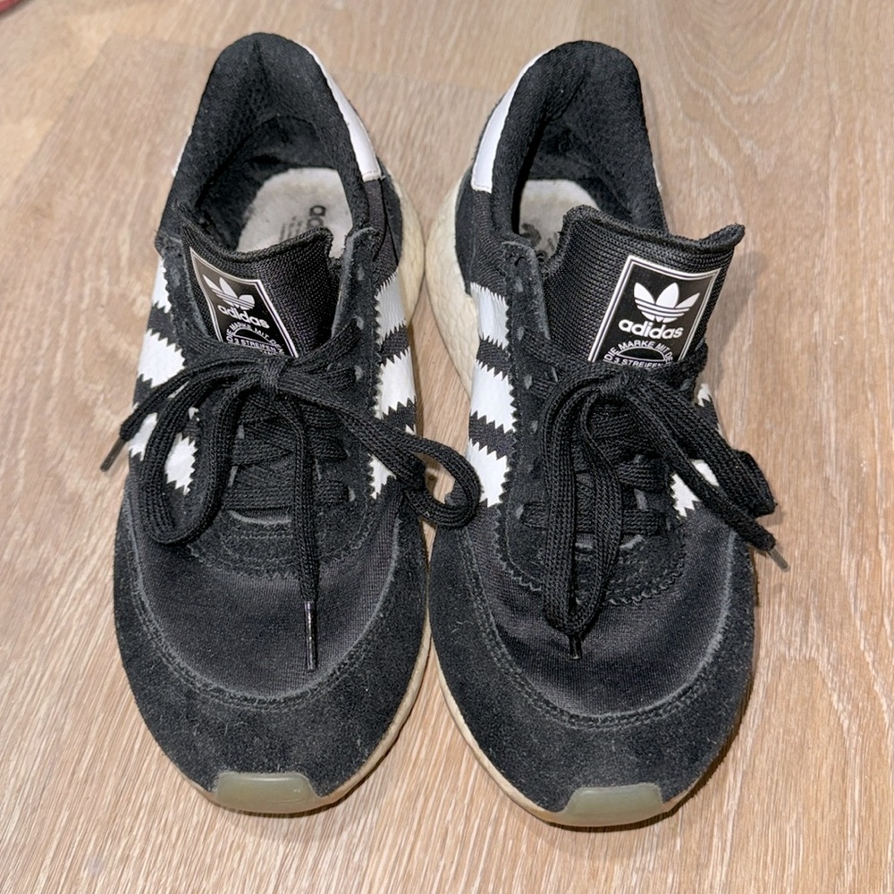 Adidas INIKI original